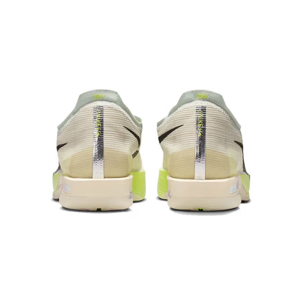 Nike ZOOMX Soft Carbon Plate M - đánh giá và giá Men'S Shoes Zoomx