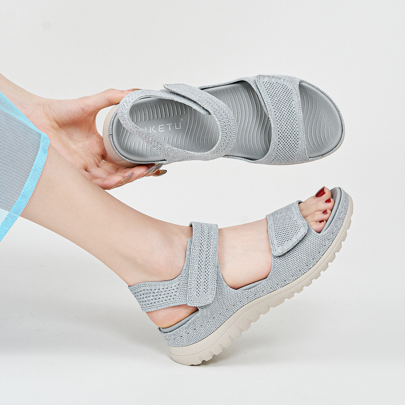 Women's Sandals retro classic  - đánh giá và giá Velcro Strap Sandal